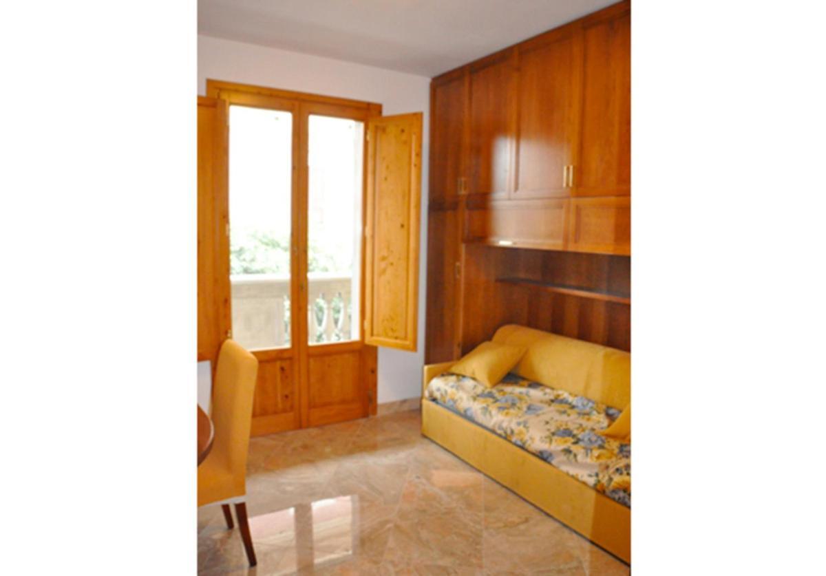 Appartamenti Fronte Mare กัสตีลยอนเชลโล ภายนอก รูปภาพ